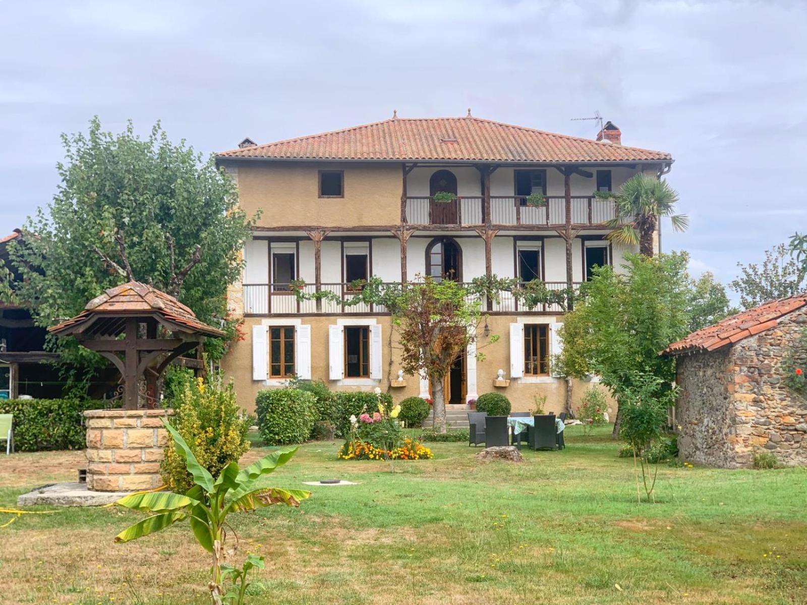 La Maison D'Amalaurille Saint Gaudens Exterior photo